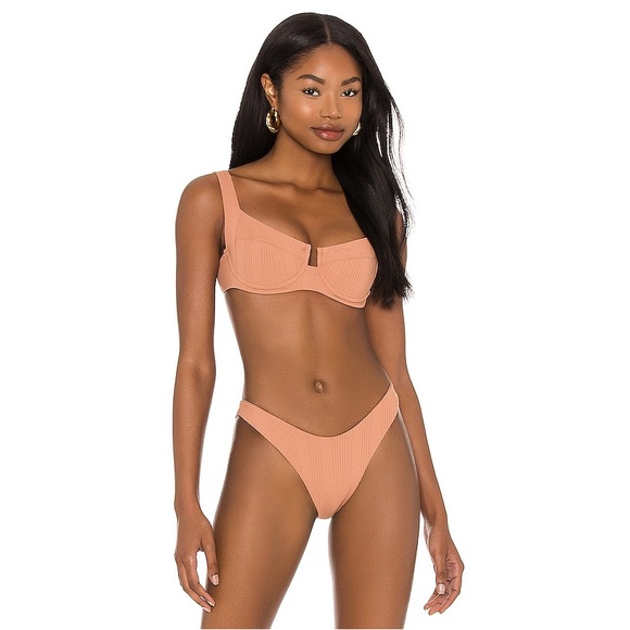 L*SPACE ❤️‍🔥 TEXTURED BOTTOMS NWT